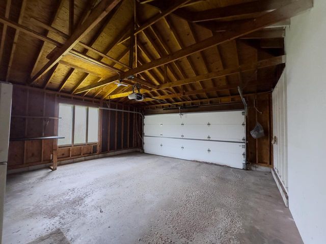 1523 David LANE, Waukesha, WI 53189