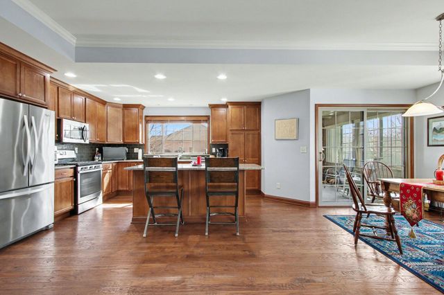 3801 Westbridge Drive, Valparaiso, IN 46383