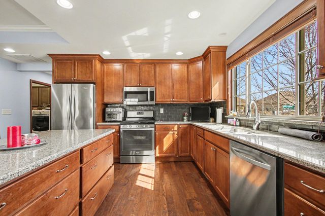 3801 Westbridge Drive, Valparaiso, IN 46383