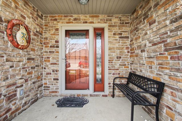 3801 Westbridge Drive, Valparaiso, IN 46383