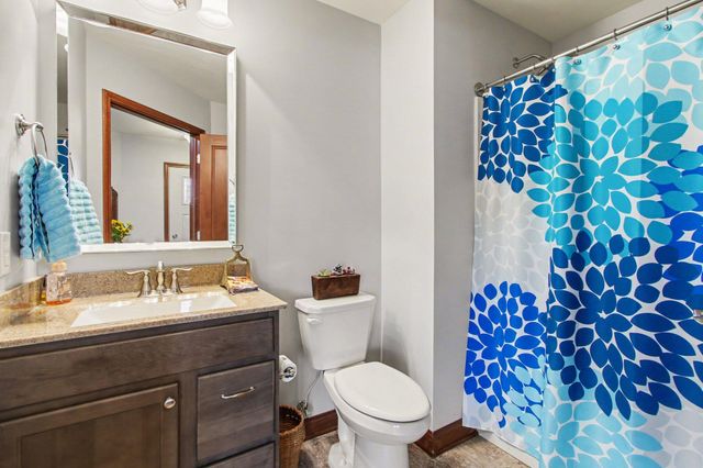 3801 Westbridge Drive, Valparaiso, IN 46383