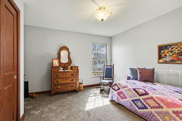 3801 Westbridge Drive, Valparaiso, IN 46383