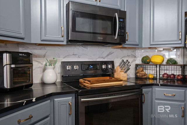 1287 Pembroke Way, Foley, AL 36535