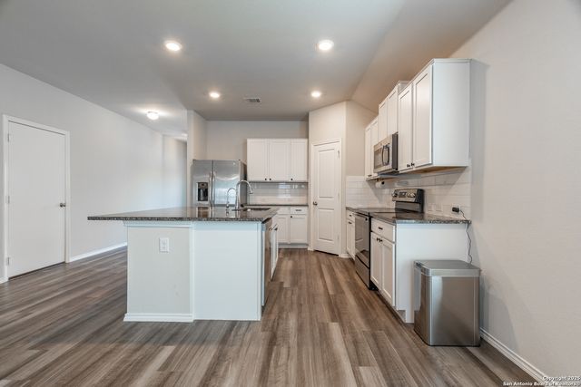 2931 Daisy Meadow, New Braunfels, TX 78130