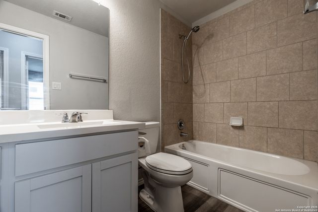 2931 Daisy Meadow, New Braunfels, TX 78130