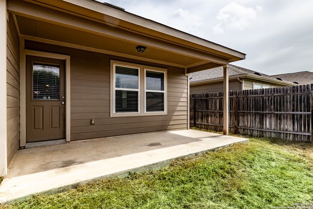 2931 Daisy Meadow, New Braunfels, TX 78130