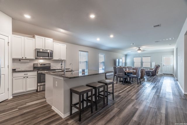 2931 Daisy Meadow, New Braunfels, TX 78130