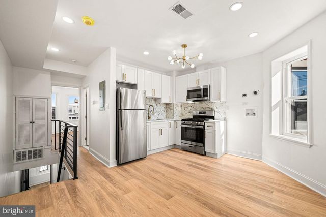 6128 CHESTNUT ST, Philadelphia, PA 19139