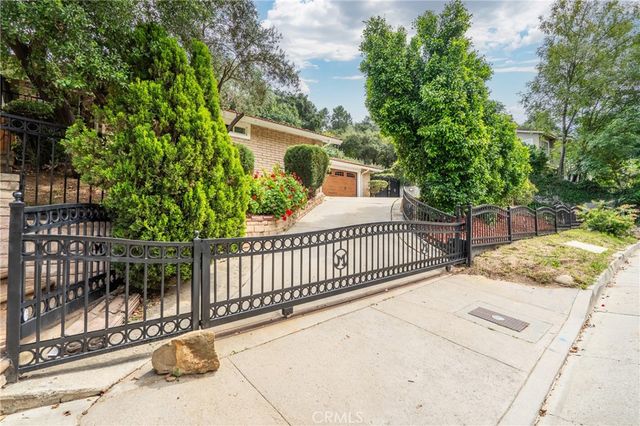 3160 SEPULVEDA BLVD, Sherman Oaks, CA 91403