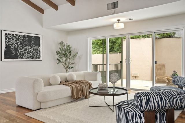 3160 SEPULVEDA BLVD, Sherman Oaks, CA 91403