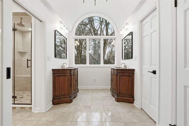 2154 S Villa Drive, Hampton, PA 15044