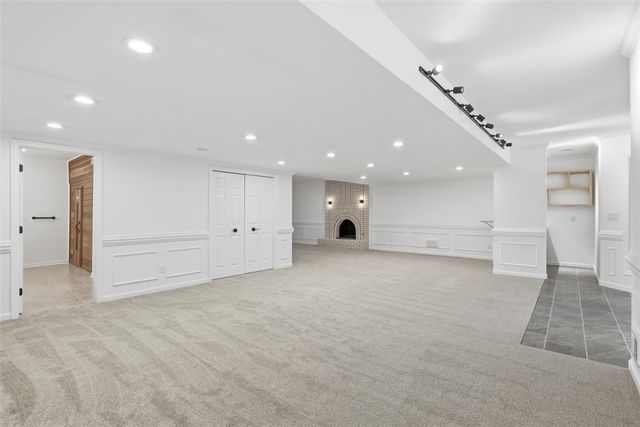 2154 S Villa Drive, Hampton, PA 15044