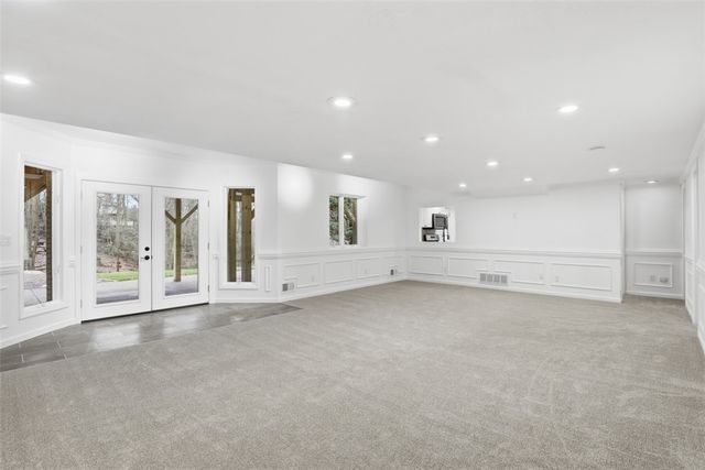 2154 S Villa Drive, Hampton, PA 15044