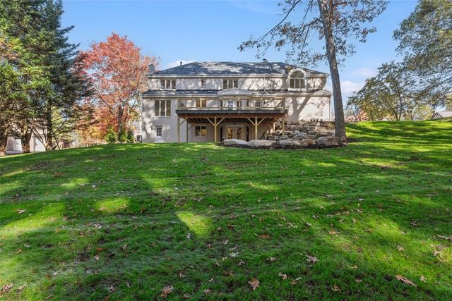 2154 S Villa Drive, Hampton, PA 15044