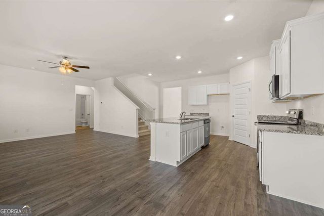 331 Friendship Oak Way, Hampton, GA 30228