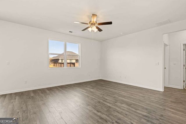 331 Friendship Oak Way, Hampton, GA 30228