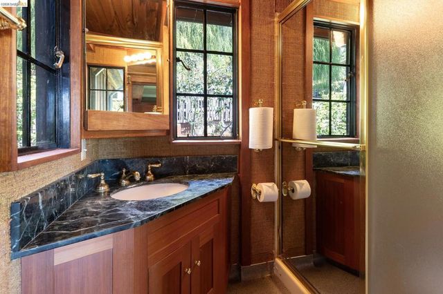 2711 Buena Vista Way, Berkeley, CA 94708