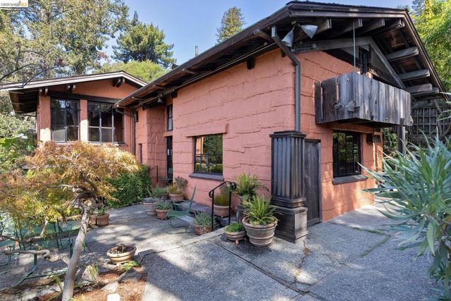 2711 Buena Vista Way, Berkeley, CA 94708