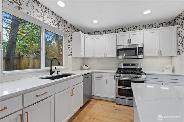 22033 99th Street SE, Snohomish, WA 98290