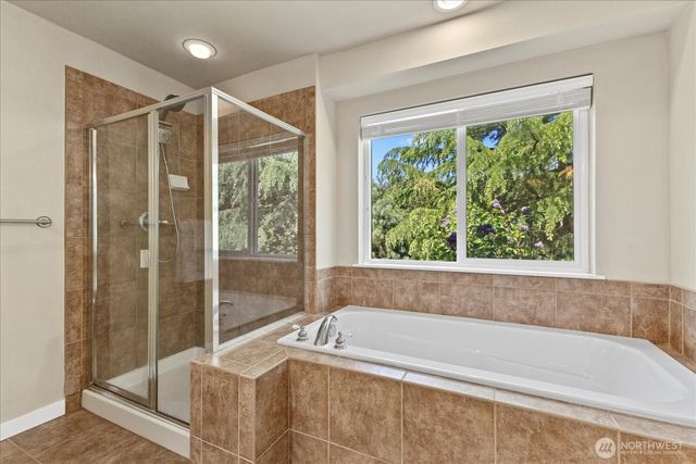 22033 99th Street SE, Snohomish, WA 98290