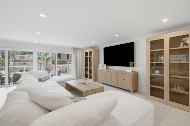 1173 HILLSBORO MILE 2-2, Hillsboro Beach, FL 33062