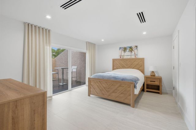 1173 HILLSBORO MILE 2-2, Hillsboro Beach, FL 33062