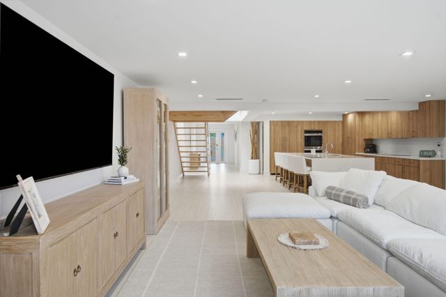 1173 HILLSBORO MILE 2-2, Hillsboro Beach, FL 33062