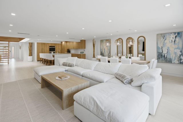 1173 HILLSBORO MILE 2-2, Hillsboro Beach, FL 33062