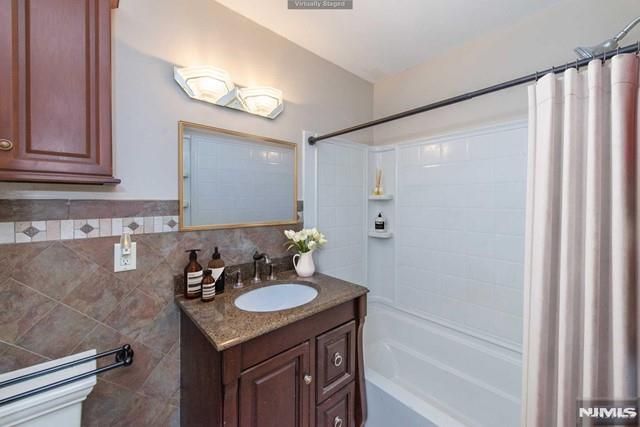 132 Paris Avenue, Northvale, NJ 07647