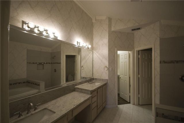 7702 Brookview Court, Irving, TX 75063