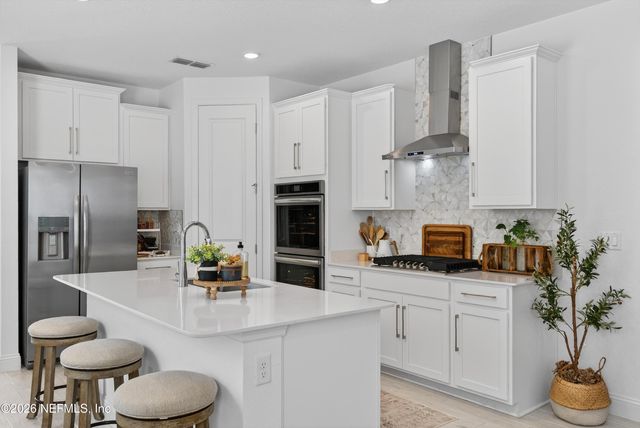 691 MURPHYS Drive, St. Johns, FL 32259