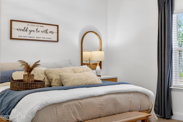 691 MURPHYS Drive, St. Johns, FL 32259