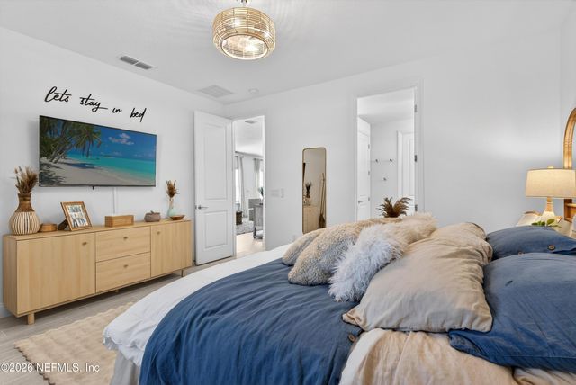 691 MURPHYS Drive, St. Johns, FL 32259