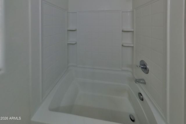 6421 W HARWELL Road, Laveen, AZ 85339