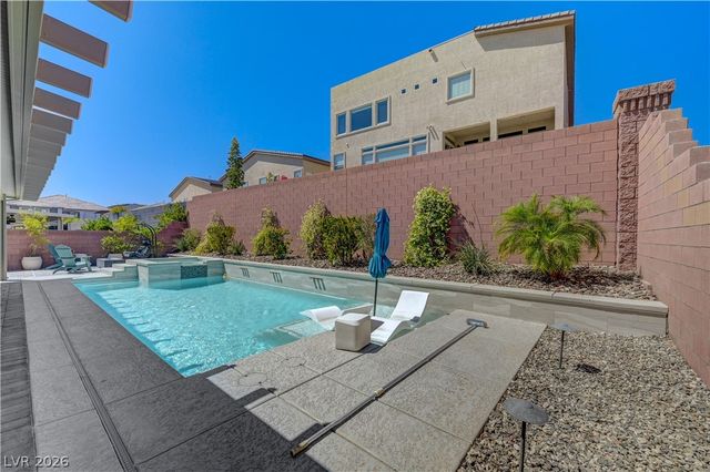 8603 Hallcrest Court, Las Vegas, NV 89139