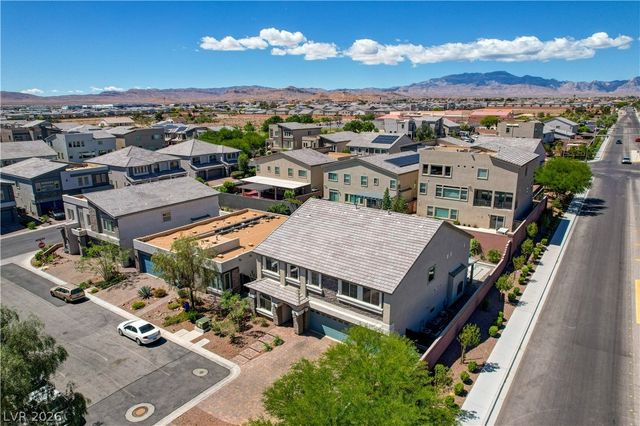8603 Hallcrest Court, Las Vegas, NV 89139