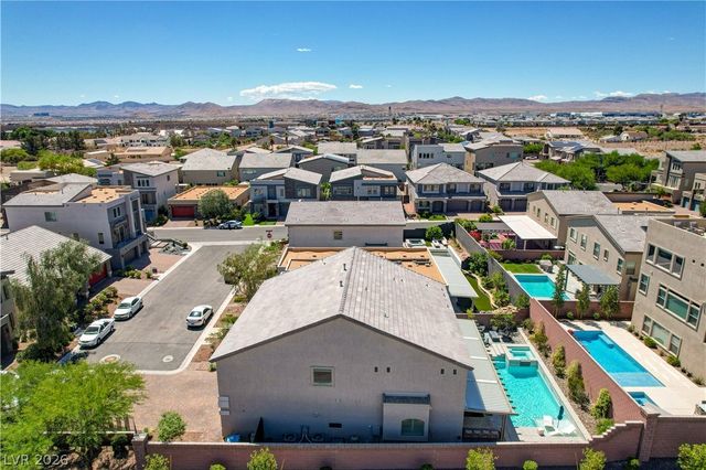 8603 Hallcrest Court, Las Vegas, NV 89139