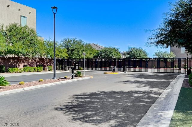 8603 Hallcrest Court, Las Vegas, NV 89139