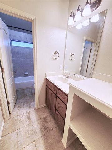 3012 NW 191st Street, Edmond, OK 73012