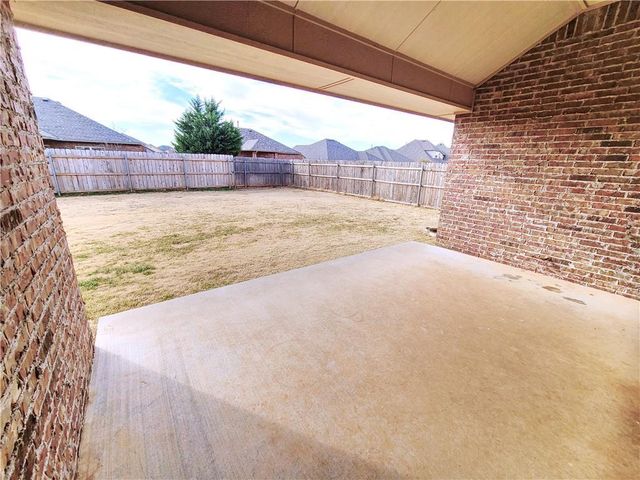 3012 NW 191st Street, Edmond, OK 73012