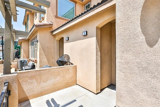 16048 Lasselle Street 2, Moreno Valley, CA 92551