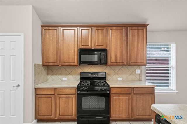 834 Dark Horse Lane, Buda, TX 78610