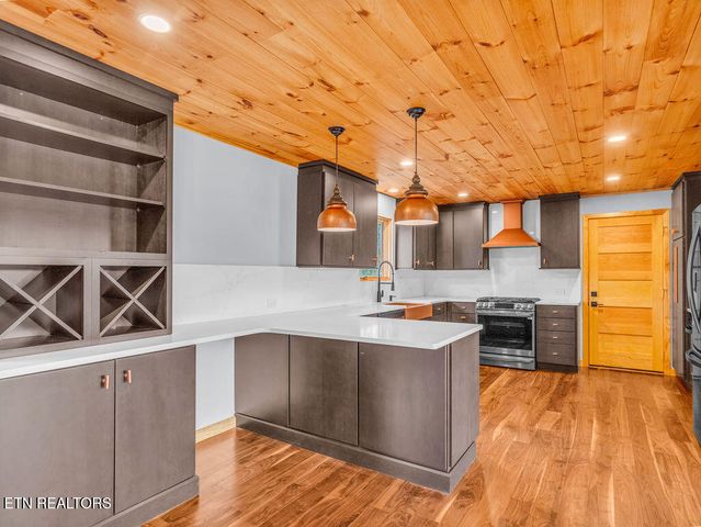 1271 Whitaker Rd, New Market, TN 37820