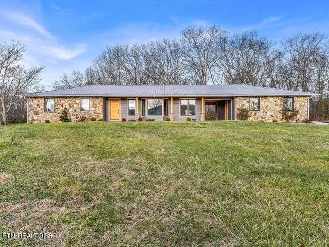 1271 Whitaker Rd, New Market, TN 37820