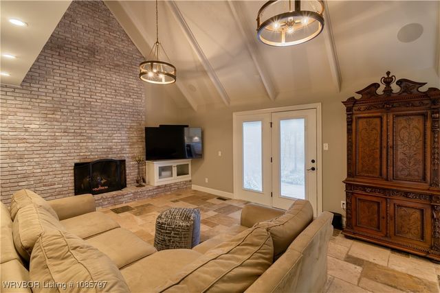 9 Riverlyn Terrace, Fort Smith, AR 72903