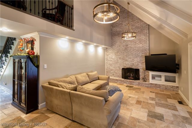 9 Riverlyn Terrace, Fort Smith, AR 72903