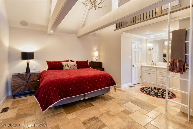 9 Riverlyn Terrace, Fort Smith, AR 72903