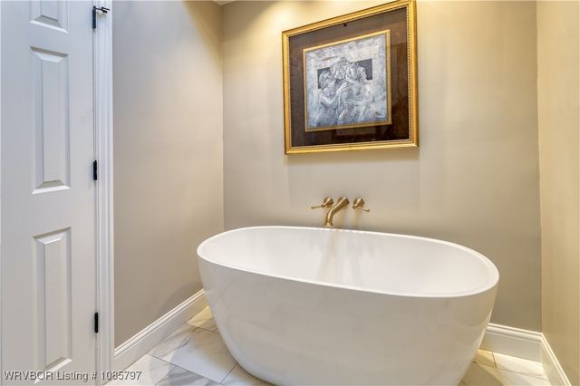 9 Riverlyn Terrace, Fort Smith, AR 72903