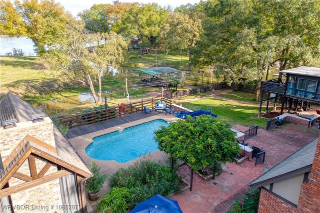 9 Riverlyn Terrace, Fort Smith, AR 72903