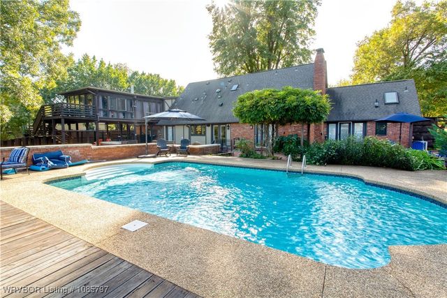 9 Riverlyn Terrace, Fort Smith, AR 72903